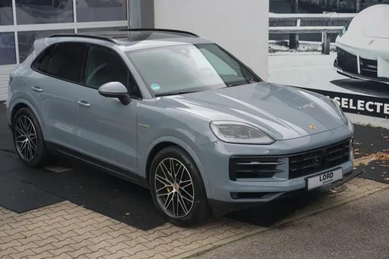Porsche Cayenne din 2024 cu 17.985 km - oferta POR156812 - foto 11