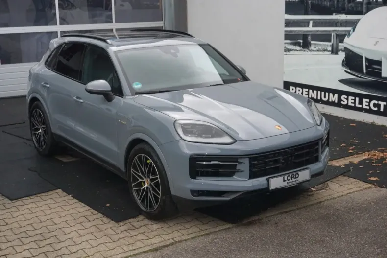 Porsche Cayenne din 2024 cu 17.985 km - oferta POR156812 - foto 12
