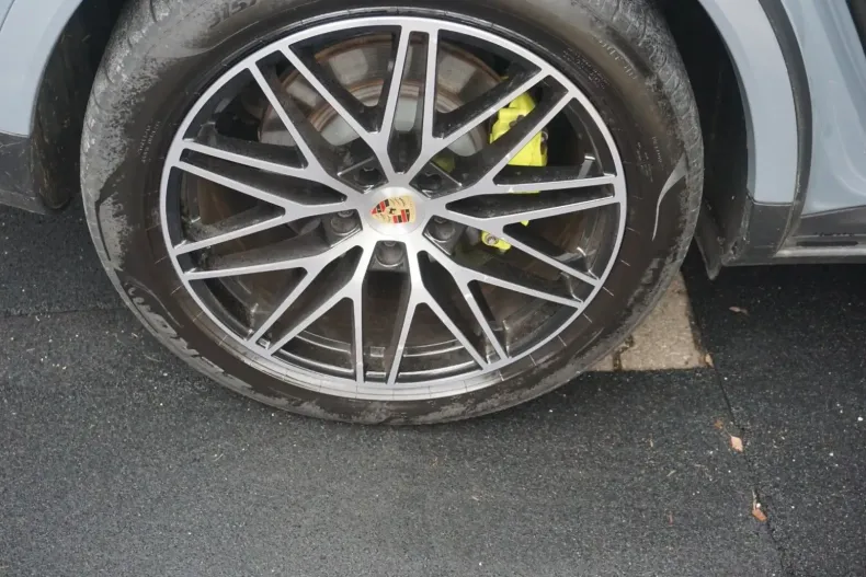 Porsche Cayenne din 2024 cu 17.985 km - oferta POR156812 - foto 22