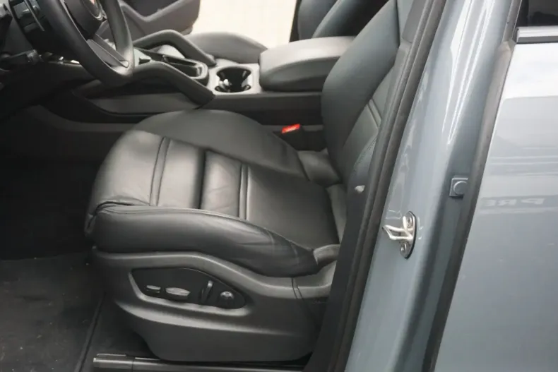 Porsche Cayenne din 2024 cu 17.985 km - oferta POR156812 - foto 26