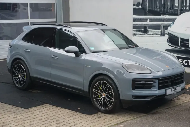 Porsche Cayenne din 2024 cu 17.985 km - oferta POR156812 - foto 38