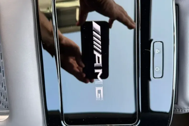 Mercedes-Benz GLE 63 AMG din 2024 cu 13.500 km - oferta MER156813 - foto 23