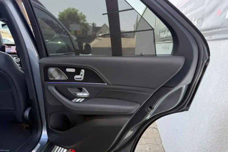 Mercedes-Benz GLE 63 AMG din 2024 cu 13.500 km - oferta MER156813 - foto 26