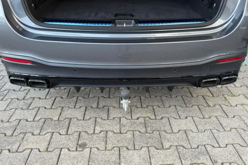 Mercedes-Benz GLE 63 AMG din 2024 cu 13.500 km - oferta MER156813 - foto 32