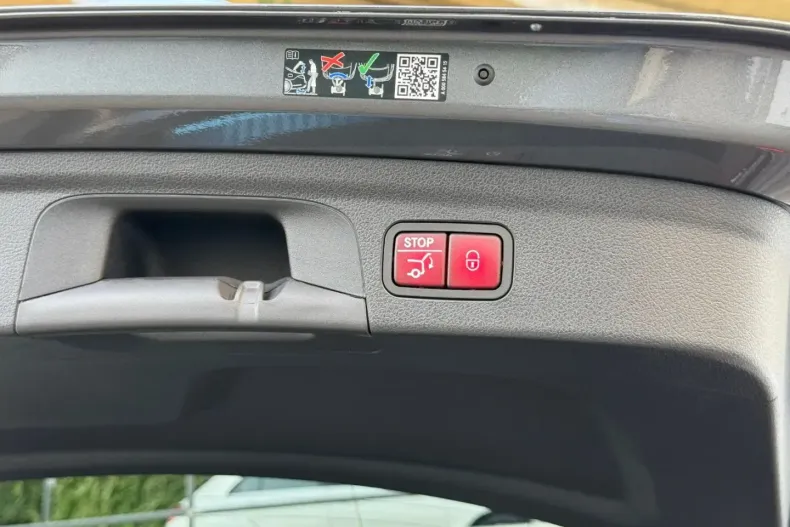 Mercedes-Benz GLE 63 AMG din 2024 cu 13.500 km - oferta MER156813 - foto 33