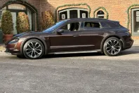 Porsche Taycan din 2023 cu 20.100 km - oferta POR156814 - foto 2