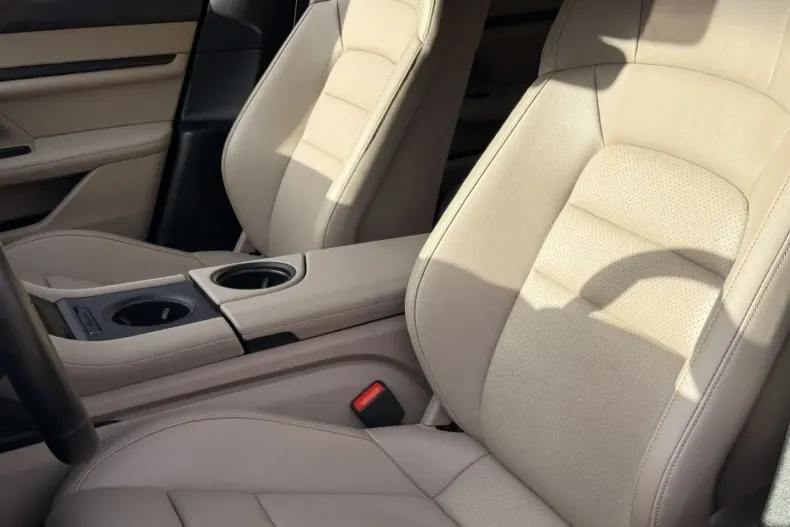 Porsche Taycan din 2023 cu 20.100 km - oferta POR156814 - foto 5