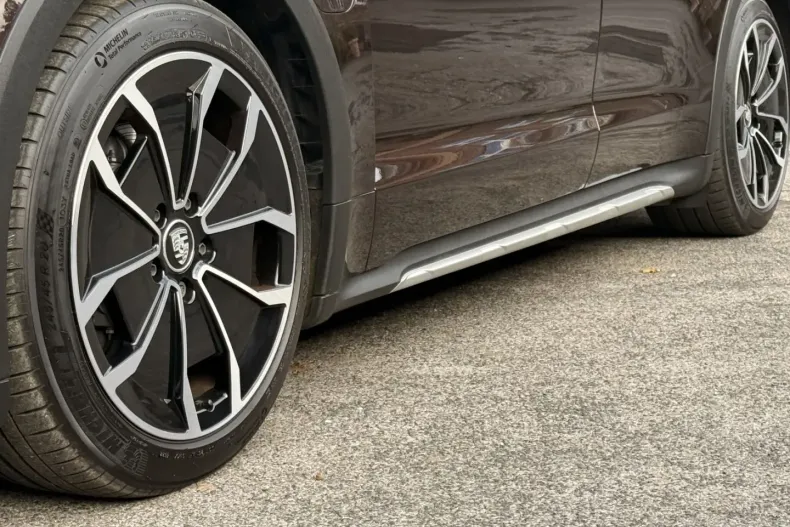 Porsche Taycan din 2023 cu 20.100 km - oferta POR156814 - foto 28