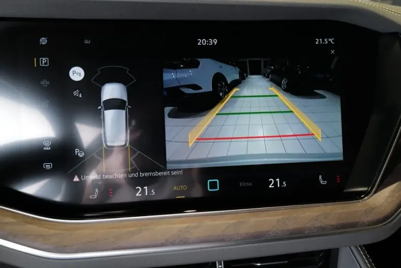 Volkswagen Touareg din 2023 cu 10.980 km - oferta VOL156818 - foto 9