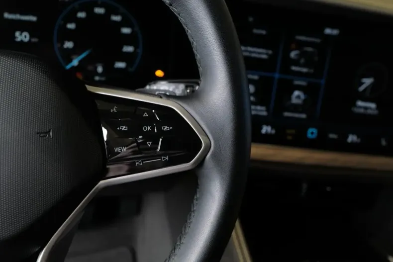 Volkswagen Touareg din 2023 cu 10.980 km - oferta VOL156818 - foto 15