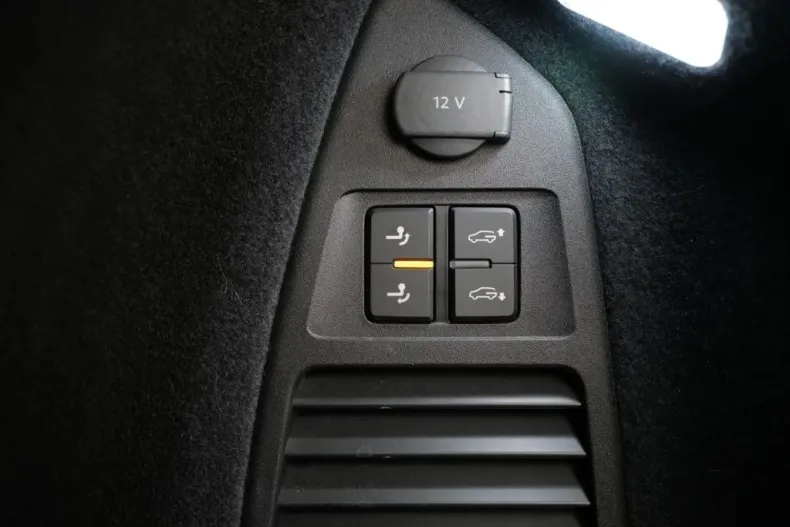 Volkswagen Touareg din 2023 cu 10.980 km - oferta VOL156818 - foto 23