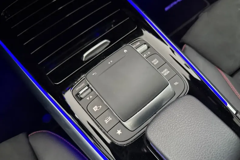 Mercedes-Benz EQA din 2022 cu 54.000 km - oferta MER156822 - foto 12