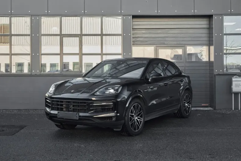 Porsche Cayenne din 2024 cu 27.000 km - oferta POR156825 - foto 1