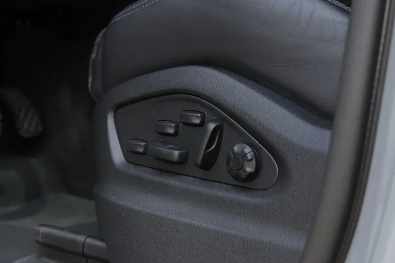 Porsche Cayenne din 2024 cu 25.600 km - oferta POR156827 - foto 25