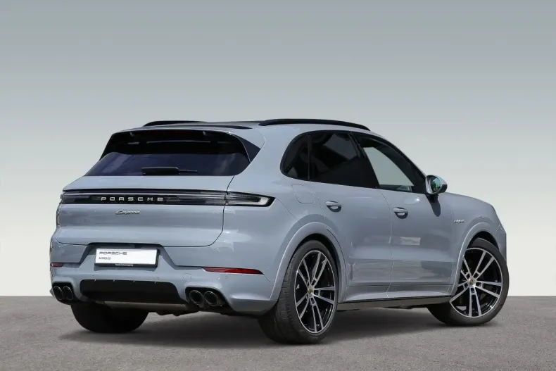 Porsche Cayenne din 2024 cu 25.600 km - oferta POR156827 - foto 28