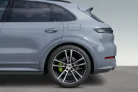 Porsche Cayenne din 2024 cu 25.600 km - oferta POR156827 - foto 29