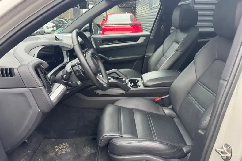 Porsche Cayenne din 2024 cu 63.000 km - oferta POR156828 - foto 8