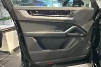 Porsche Cayenne din 2024 cu 27.750 km - oferta POR156832 - foto 13