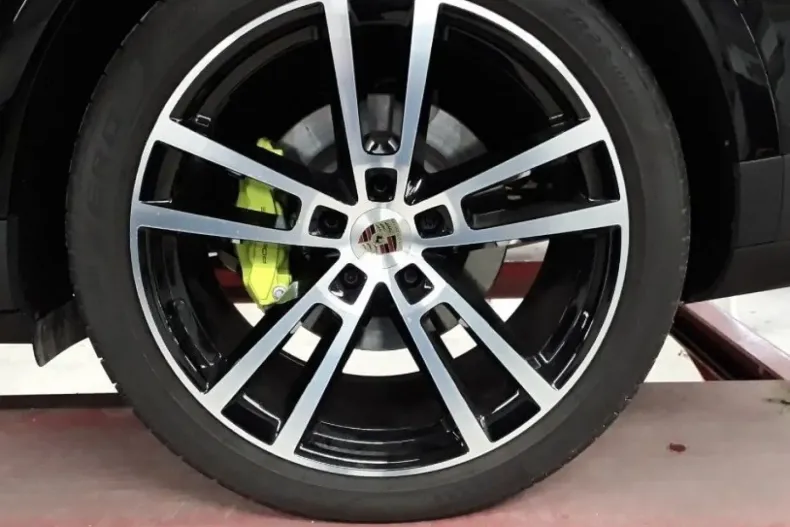 Porsche Cayenne din 2024 cu 31.950 km - oferta POR156833 - foto 8