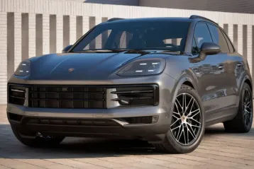 Porsche Cayenne din 2024 - oferta POR156835