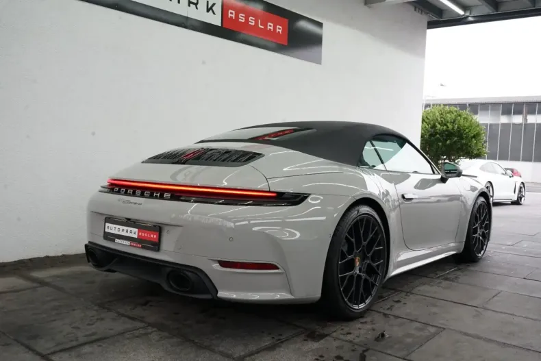 Porsche 992 din 2025 cu 8.100 km - oferta POR156838 - foto 4