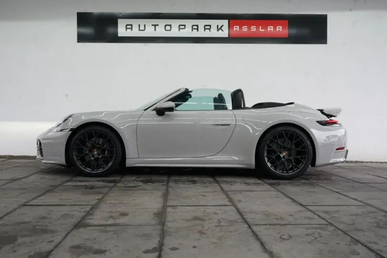 Porsche 992 din 2025 cu 8.100 km - oferta POR156838 - foto 19