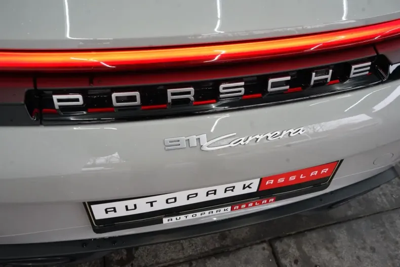 Porsche 992 din 2025 cu 8.100 km - oferta POR156838 - foto 23