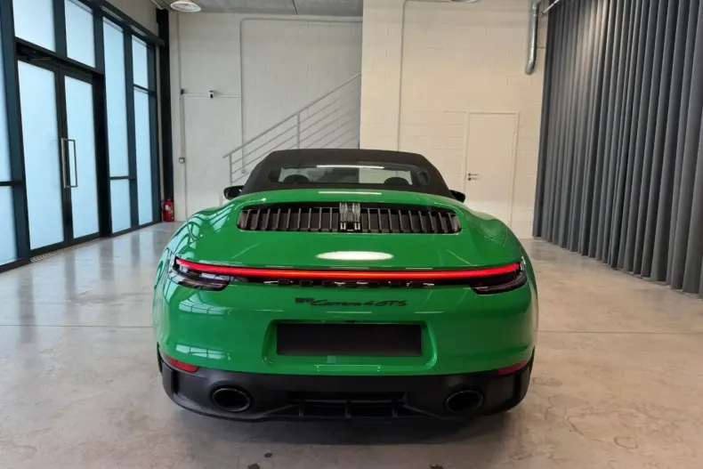 Porsche 992 din 2023 cu 9.900 km - oferta POR156839 - foto 4