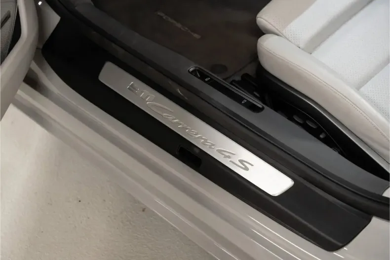 Porsche 992 din 2022 cu 33.200 km - oferta POR156841 - foto 35