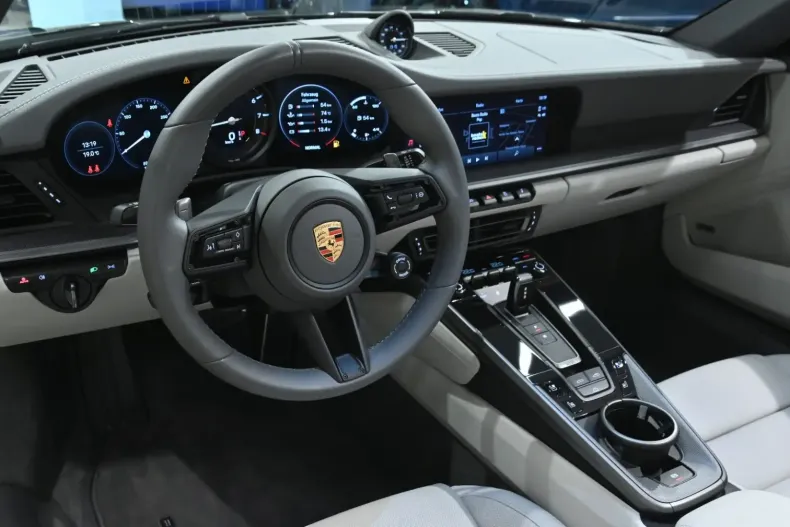 Porsche 992 din 2023 cu 18.813 km - oferta POR156844 - foto 5