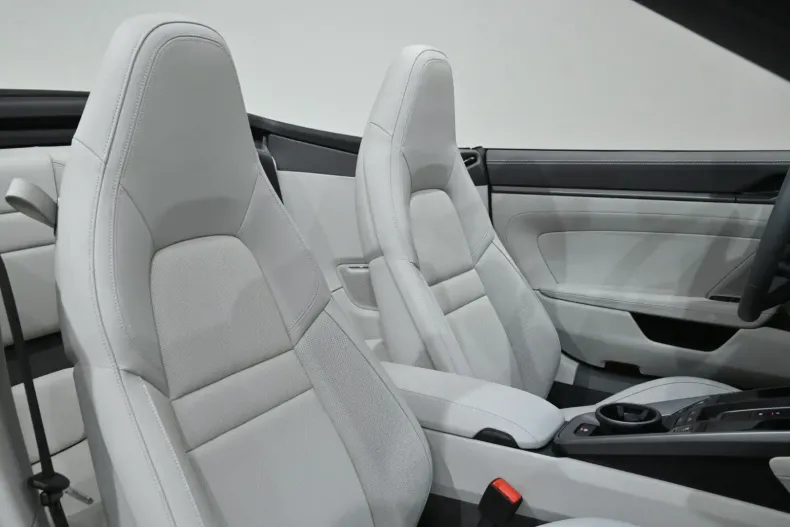 Porsche 992 din 2023 cu 18.813 km - oferta POR156844 - foto 9