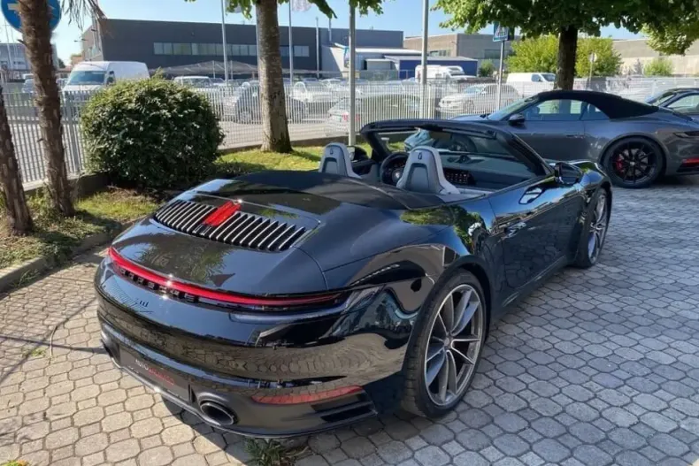 Porsche 911 din 2022 cu 11.950 km - oferta POR156845 - foto 2