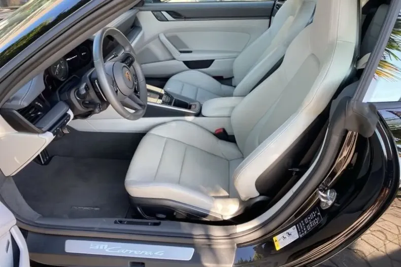 Porsche 911 din 2022 cu 11.950 km - oferta POR156845 - foto 12