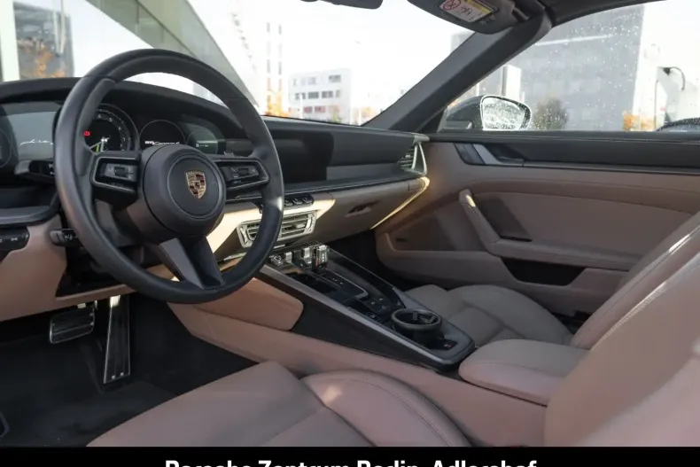 Porsche 992 din 2022 cu 23.918 km - oferta POR156847 - foto 4