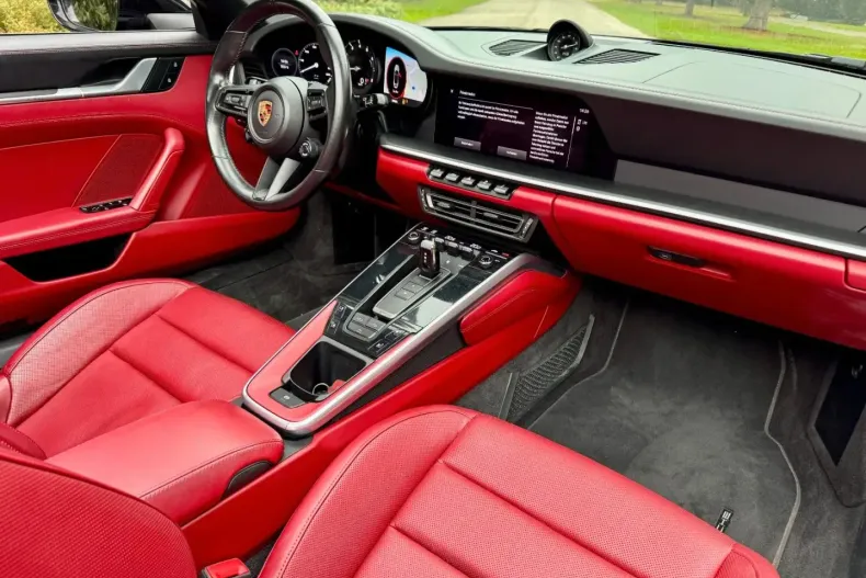 Porsche 992 din 2021 cu 64.000 km - oferta POR156852 - foto 8