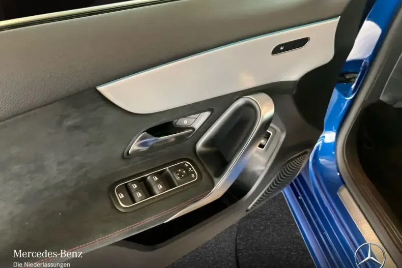 Mercedes-Benz A 220 din 2024 cu 16.387 km - oferta MER156857 - foto 14