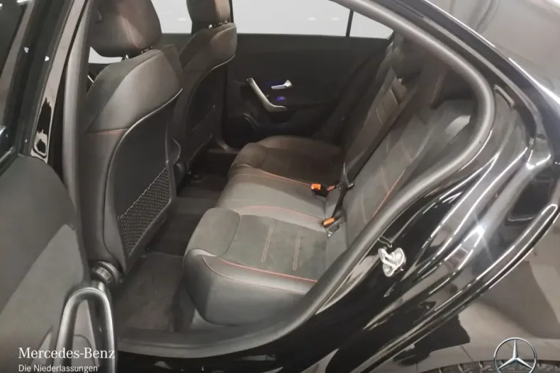 Mercedes-Benz A 250 din 2024 cu 8.871 km - oferta MER156858 - foto 9