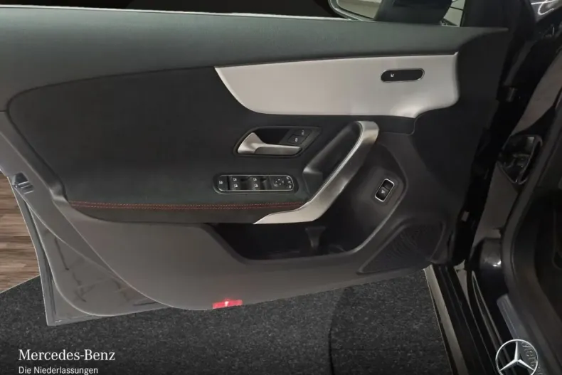 Mercedes-Benz A 250 din 2024 cu 8.871 km - oferta MER156858 - foto 14