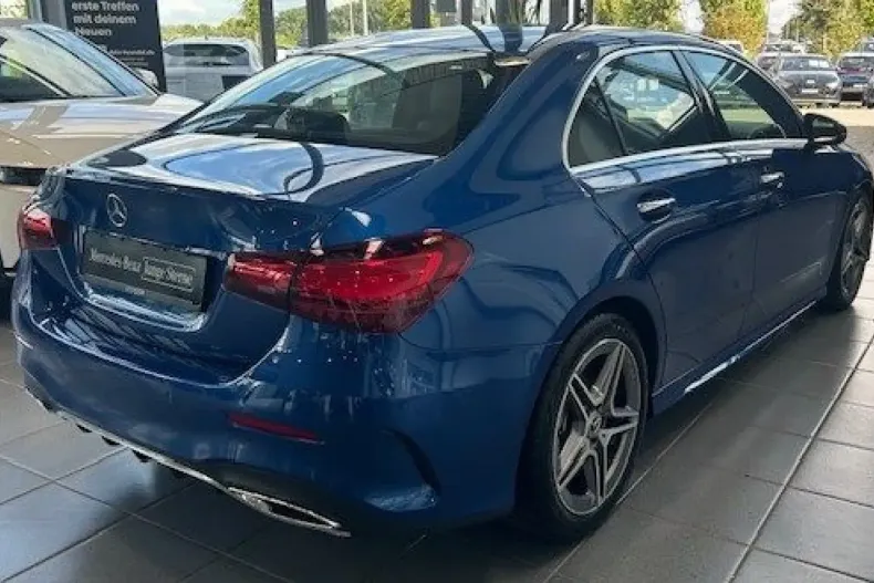 Mercedes-Benz A 250 din 2024 cu 9.932 km - oferta MER156859 - foto 4