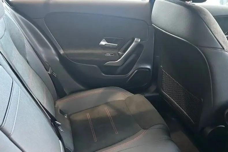 Mercedes-Benz A 250 din 2024 cu 9.932 km - oferta MER156859 - foto 12