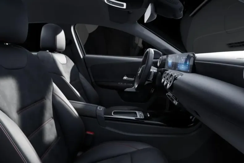 Mercedes-Benz A 250 din 2024 cu 8.670 km - oferta MER156860 - foto 12