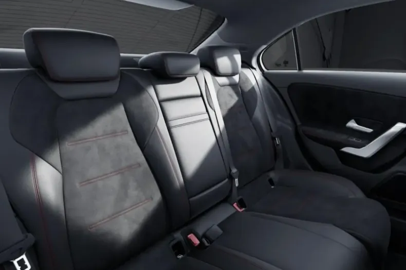 Mercedes-Benz A 250 din 2024 cu 8.670 km - oferta MER156860 - foto 13