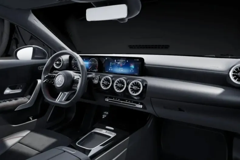 Mercedes-Benz A 250 din 2024 cu 8.670 km - oferta MER156860 - foto 14