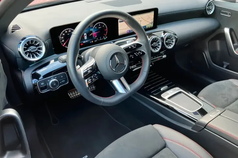 Mercedes-Benz A 220 din 2024 cu 14.500 km - oferta MER156865 - foto 5