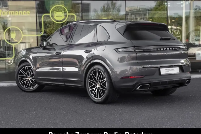 Porsche Cayenne din 2023 cu 22.562 km - oferta POR156872 - foto 3