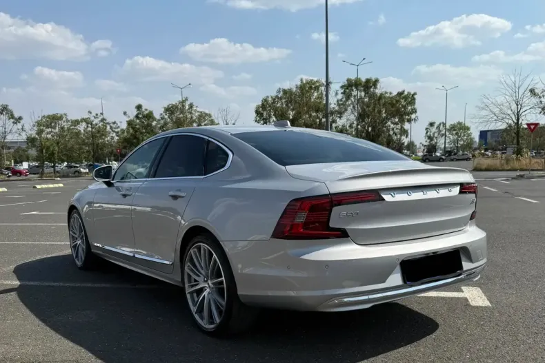 Volvo S90 din 2025 cu 12.250 km - oferta VOL156874 - foto 7