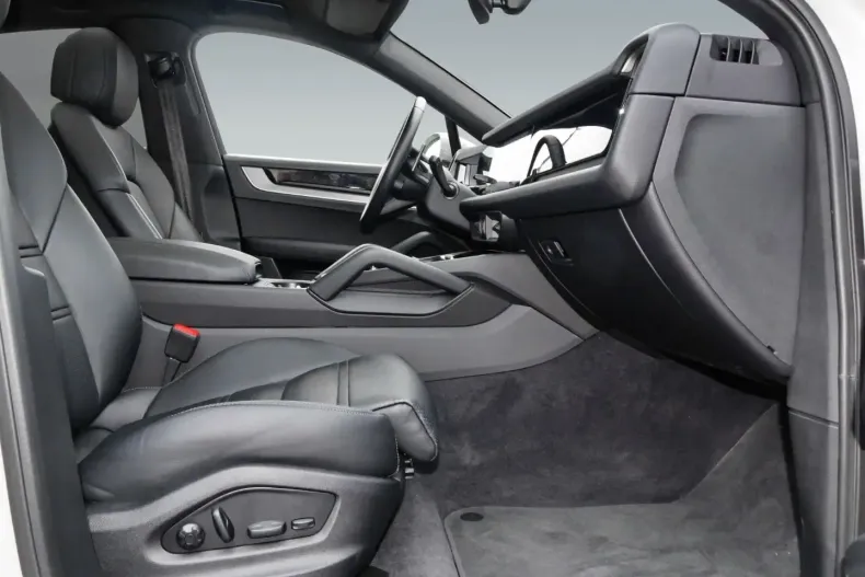 Porsche Cayenne din 2023 cu 21.950 km - oferta POR156876 - foto 10