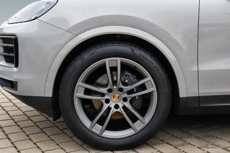 Porsche Cayenne din 2023 cu 21.950 km - oferta POR156876 - foto 25