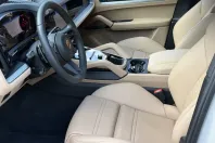 Porsche Cayenne din 2024 cu 11.800 km - oferta POR156878 - foto 3