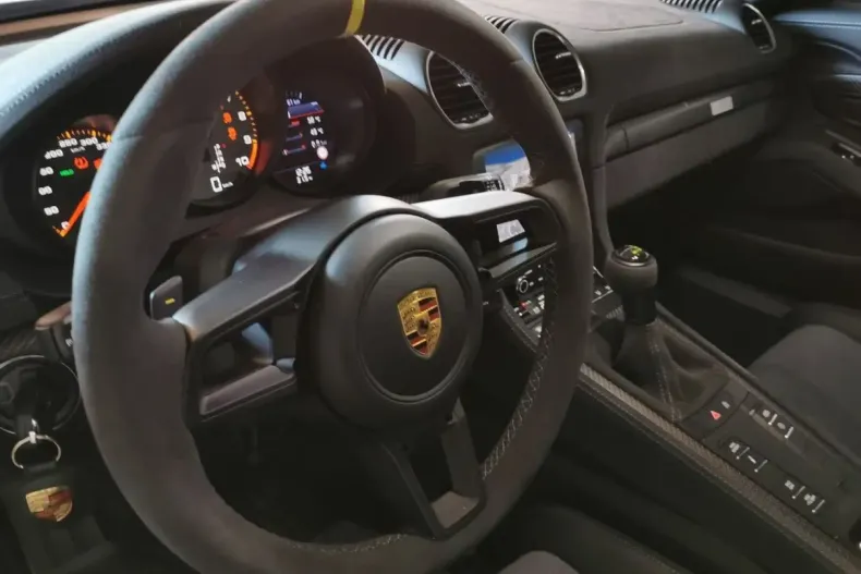 Porsche Cayman din 2022 cu 3.900 km - oferta POR156879 - foto 10